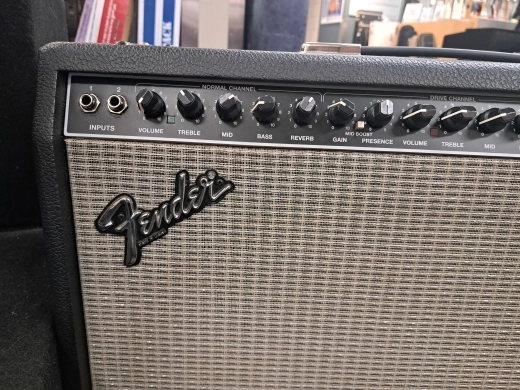 Fender Ultra Chorus 2